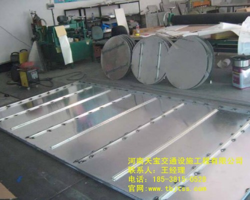 道路反光標(biāo)牌生產(chǎn)加工廠家